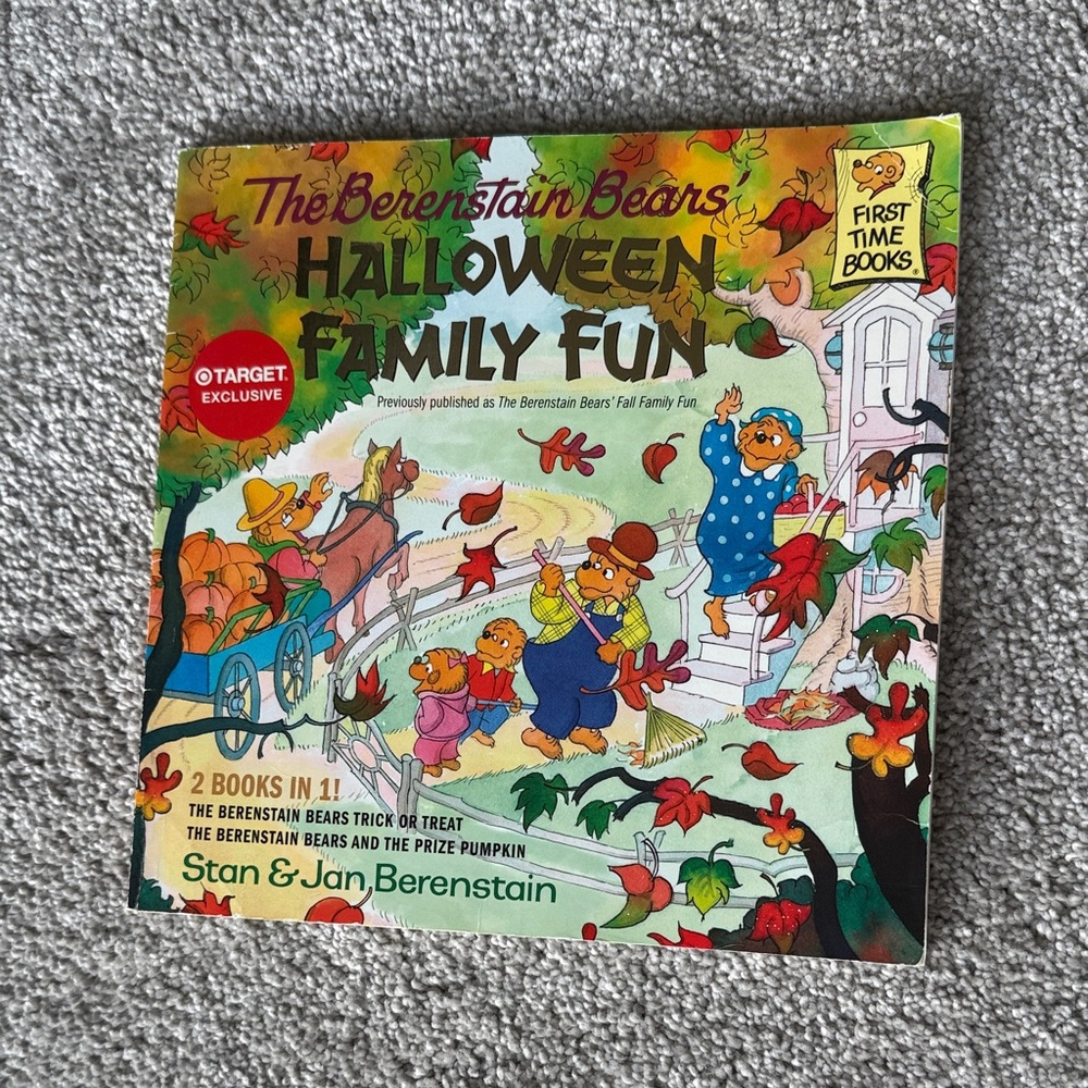 The Berenstain Bears Halloween Family Fun Book, Prize Pumpkin and Trick or Treat